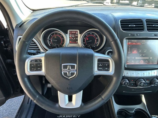 Used 2015 Dodge Journey R/T w/ Flexible Seating Group FWD image 33