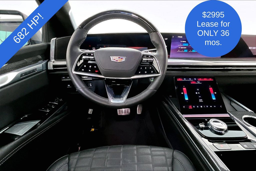 Used 2025 Cadillac Escalade ESV V AWD/4WD image 6