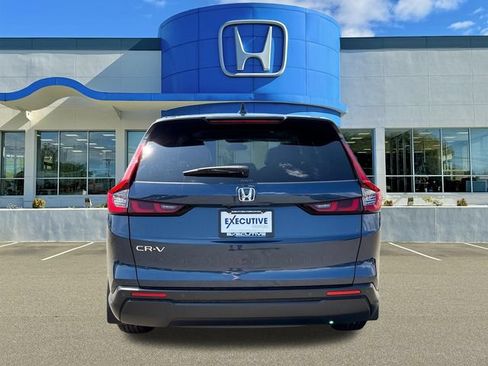 Used 2024 Honda CR-V EX-L image 3