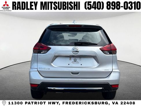 Used 2020 Nissan Rogue S AWD/4WD image 18