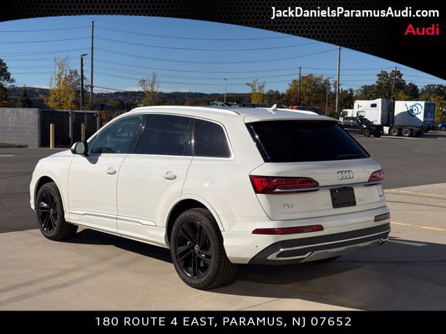 Used 2022 Audi Q7 3.0T Premium Plus w/ Premium Plus Package AWD/4WD image 4