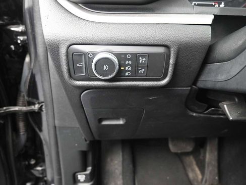 Used 2021 Ford Explorer XLT w/ Equipment Group 202A image 11