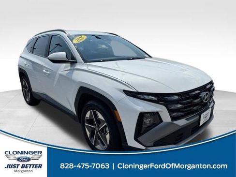 Used 2025 Hyundai Tucson SEL FWD image 1