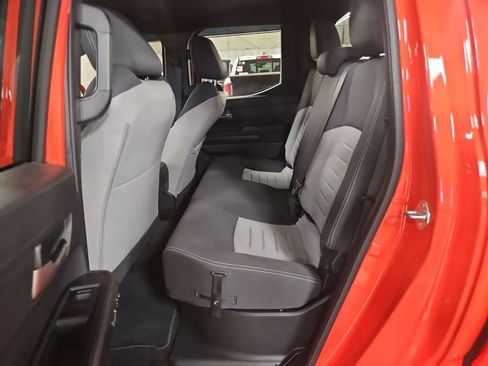 Used 2024 Toyota Tacoma TRD Sport image 24