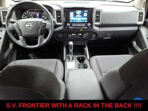Used 2023 Nissan Frontier SV w/ SV Convenience Package image 12