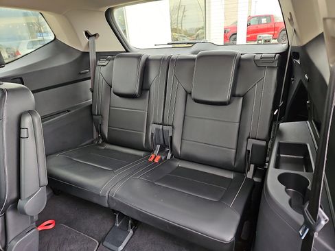 Used 2022 Volkswagen Atlas SE w/ Panoramic Sunroof Package image 9