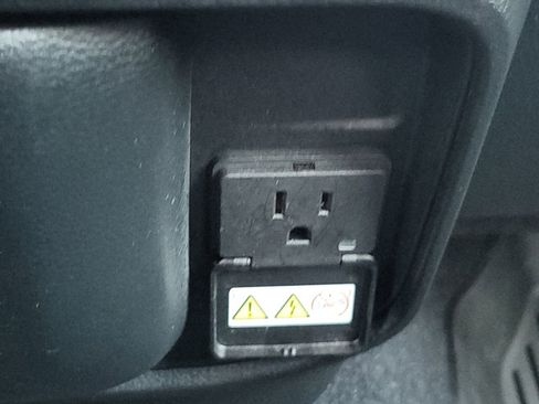 Used 2025 RAM 1500 Big Horn image 22