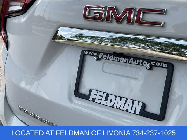 Certified 2024 GMC Terrain SLE w/ LPO, Floor Liner Package FWD image 29