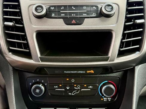 Used 2022 Ford Transit Connect XL FWD image 21