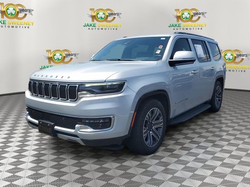 Used 2022 Jeep Wagoneer Series III image 3