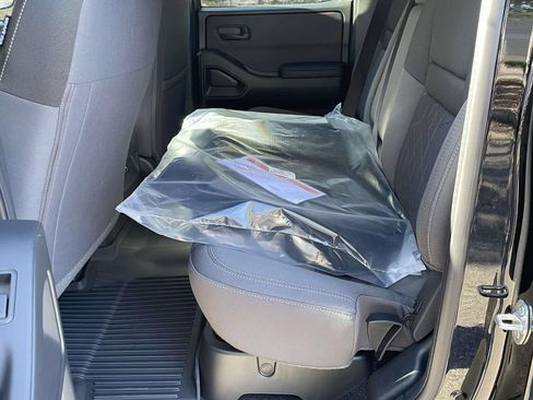 New 2026 Nissan Frontier SV w/ All-Weather Content Package AWD/4WD image 9