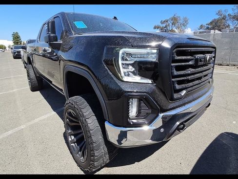 Used 2021 GMC Sierra 1500 SLT w/ SLT Premium Plus Package AWD/4WD image 2