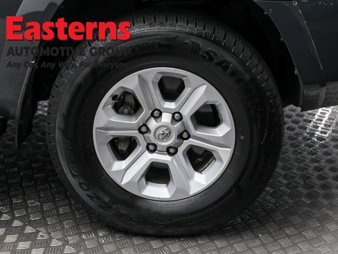 Used 2024 Toyota 4Runner SR5 image 29