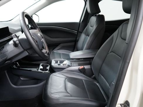 Certified 2025 Ford Mustang Mach-E Premium AWD/4WD image 15