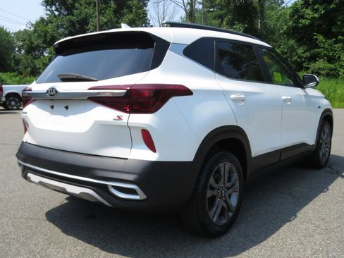 Used 2021 Kia Seltos S AWD/4WD image 5