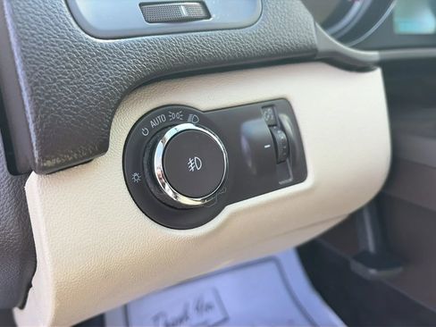 Used 2013 Buick Regal Leather image 12