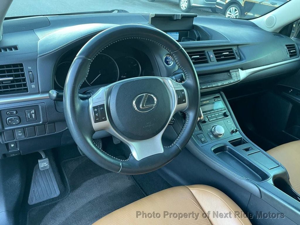 Used 2012 Lexus CT 200h Premium w/ Premium Audio Pkg FWD image 15