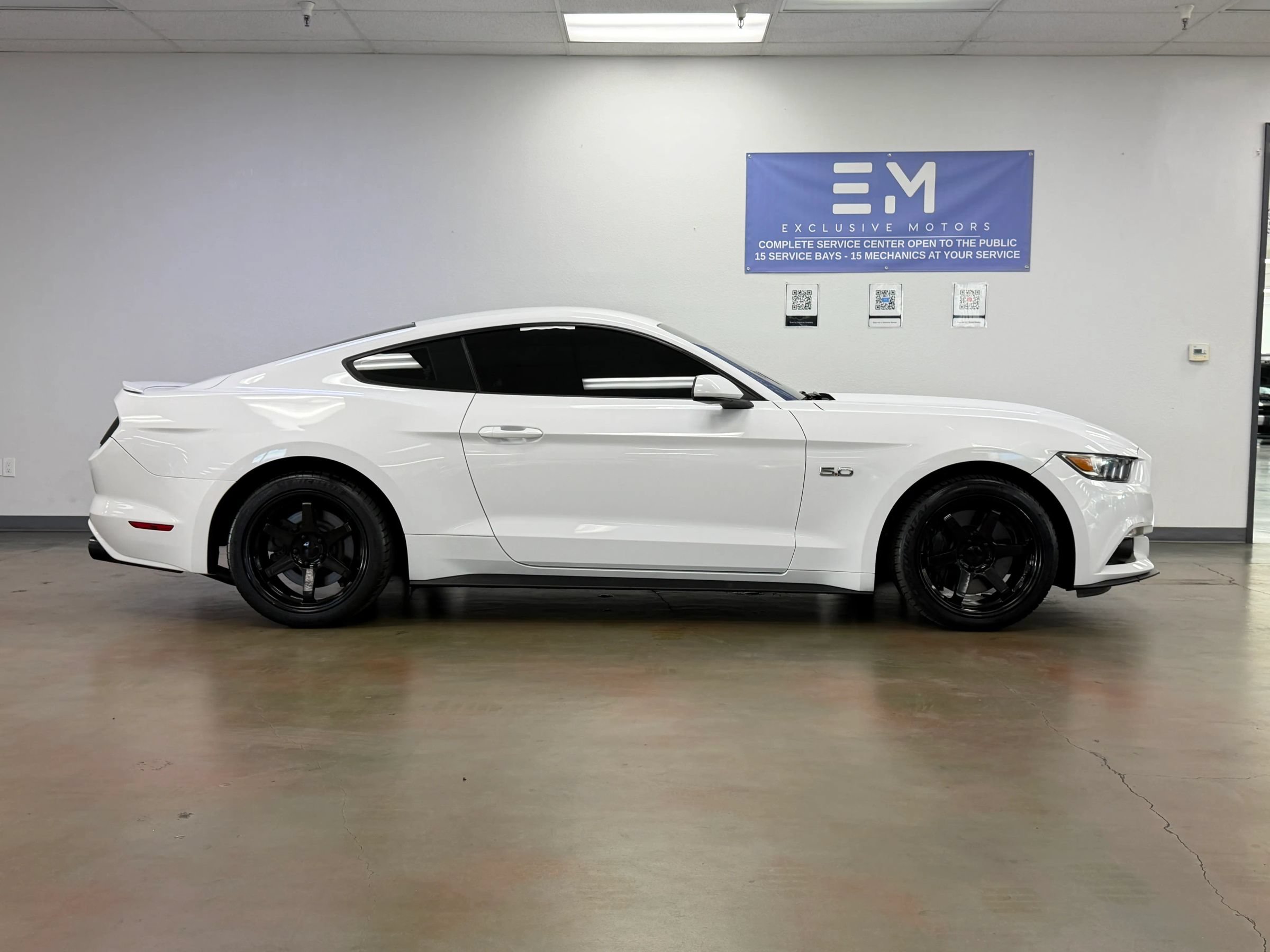 Used 2017 Ford Mustang GT w/ Enhanced Security Package RWD image 7