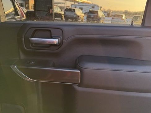 Used 2021 GMC Sierra 2500 AT4 w/ AT4 Premium Plus Package image 18