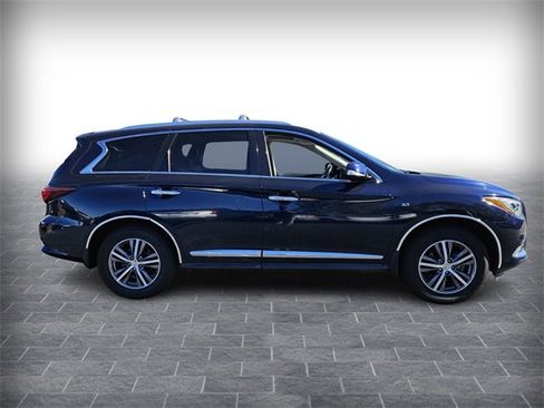 Used 2020 INFINITI QX60 Luxe w/ Essential Package image 4