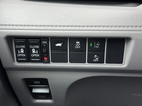 Used 2019 Honda Odyssey EX-L image 37