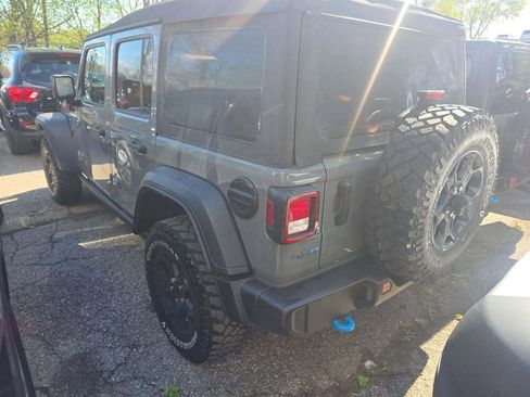 Used 2023 Jeep Wrangler Unlimited AWD/4WD image 4