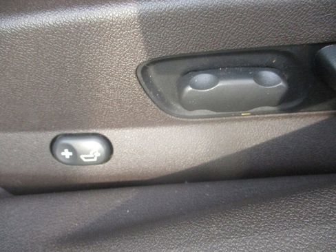 Used 2011 Chevrolet Malibu LT w/ Power Convenience Package FWD image 25