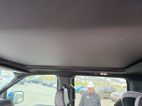 Used 2019 Ford F150 Raptor w/ Equipment Group 802A Luxury image 17