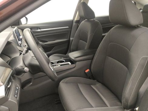 Used 2023 Nissan Altima 2.5 SV image 17