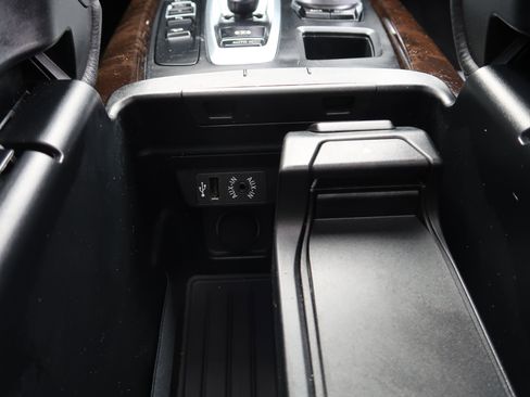 Used 2014 BMW X5 xDrive35d image 24