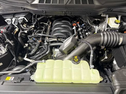 New 2026 Ford F150 Lariat w/ Equipment Group 502A High AWD/4WD image 40