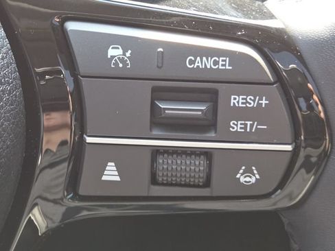 Used 2023 Honda Pilot Elite image 38