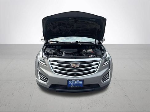 Used 2018 Cadillac XT5 Premium Luxury w/ Driver Assist Package AWD/4WD image 3