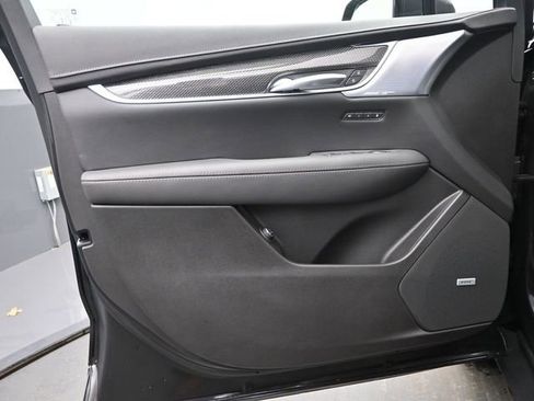New 2026 Cadillac XT5 Sportv w/ LPO, Onyx Lite Package image 12