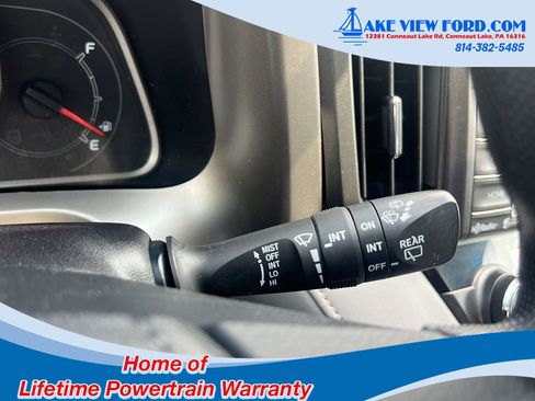 Used 2015 Toyota RAV4 XLE AWD/4WD image 26