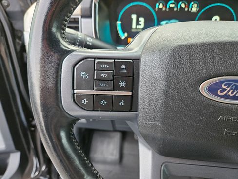 Used 2023 Ford F150 Lariat w/ Trailer Tow Package image 20