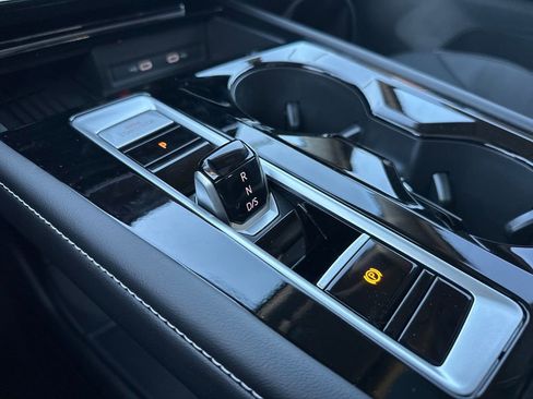 New 2026 Volkswagen Atlas SE FWD image 25