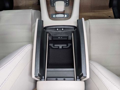 New 2026 Mercedes-Benz GLE 580 4MATIC image 19
