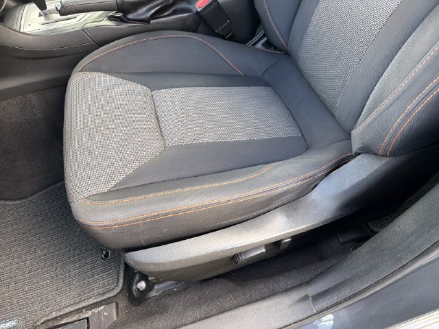Used 2020 Subaru Crosstrek 2.0i Premium w/ Moonroof Package 2 AWD/4WD image 21