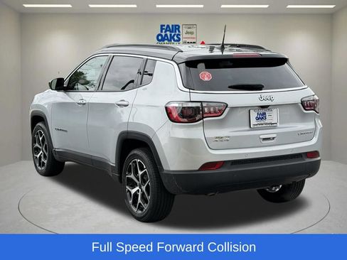 Certified 2025 Jeep Compass Limited AWD/4WD image 10