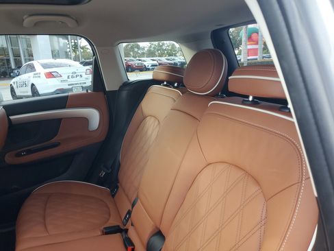 Used 2023 MINI Cooper Countryman S w/ Signature Upholstery Package image 14