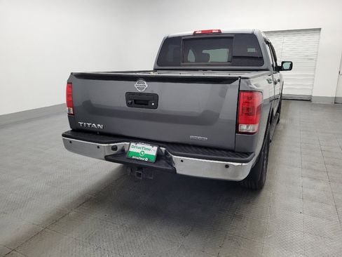 Used 2015 Nissan Titan SV w/ SV Value Truck Package image 7