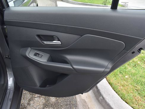 Used 2026 Nissan Sentra SV w/ SV Convenience Package FWD image 48