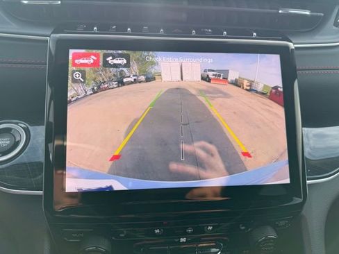 Used 2022 Jeep Grand Cherokee Trailhawk image 23