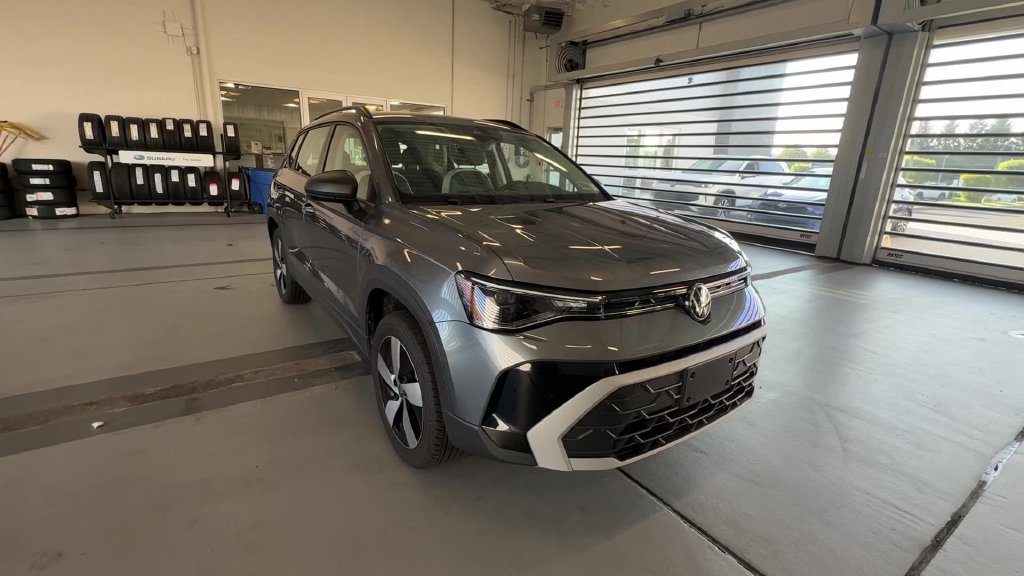 Certified 2025 Volkswagen Taos S AWD/4WD image 21