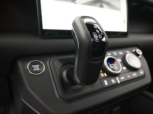 Used 2024 Land Rover Defender 110 Carpathian Edition image 26