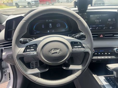 Certified 2026 Hyundai Elantra Sport FWD image 17