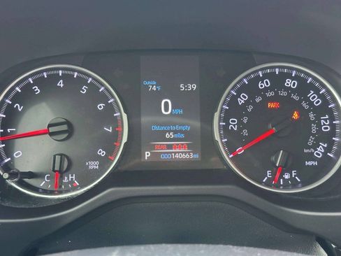 Used 2021 Toyota RAV4 LE AWD/4WD image 26
