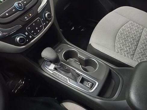 Used 2023 Chevrolet Equinox LT w/ Driver Convenience Package image 26