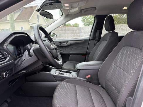 Certified 2023 Ford Escape Active AWD/4WD image 12